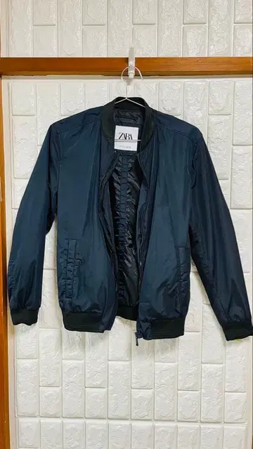 ZARA 남성용 나일론 블루종 블랙 S 사이즈