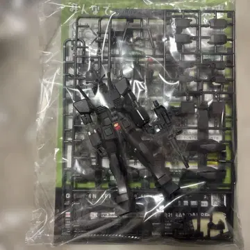 반다이 건담 프라모델 블랙 조립 키트