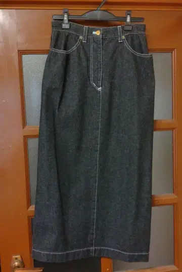 잉게보그 블랙 데님 타이트 스커트