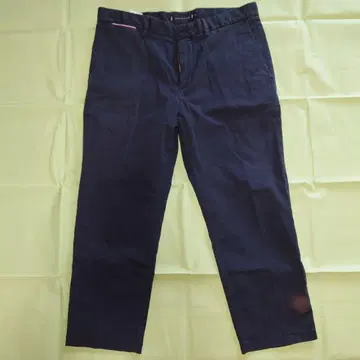 TOMMY HILFIGER 네이비 치노 팬츠 32