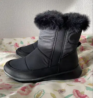 ELLESPOIRT 퍼 트리밍 숏부츠 블랙