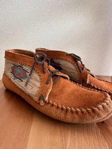 미네통카 모카신