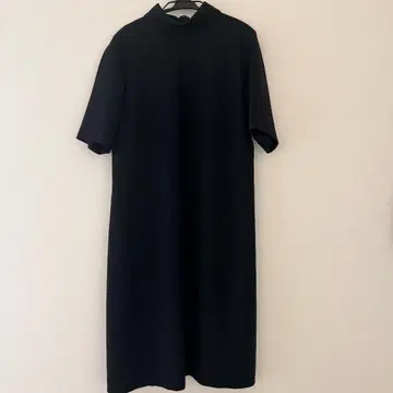 해당 상품은 당일 발송 띠어리 블랙 반팔 미니 원피스