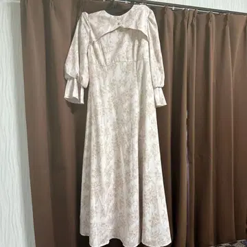 릴리안 캐럿 트왈 드 주이 숏 레이어드 원피스