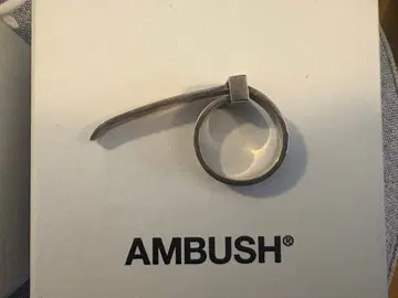 AMBUSH 반지