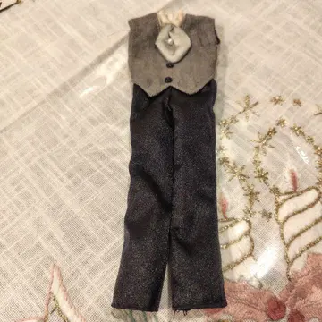 레어 리카짱의 남자친구, 카케루 군 포멀 슈트 (그레이와 블랙)