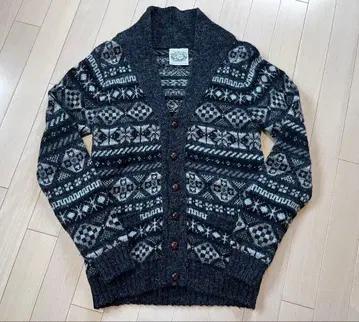 제이미슨 울 100% 페어아일 패턴 가디건