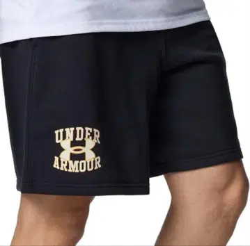 언더아머 블랙 숏팬츠