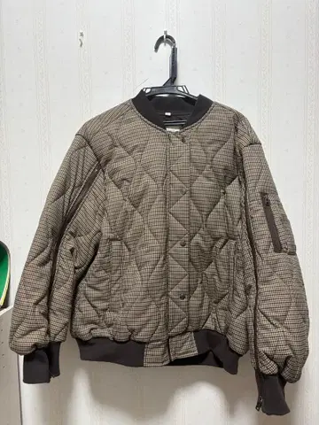 GU 체크 무늬 퀼팅 자켓 M 사이즈