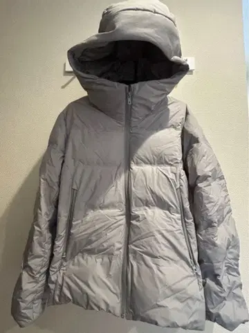 S 사이즈 UNIQLO 심리스 다운 후드티