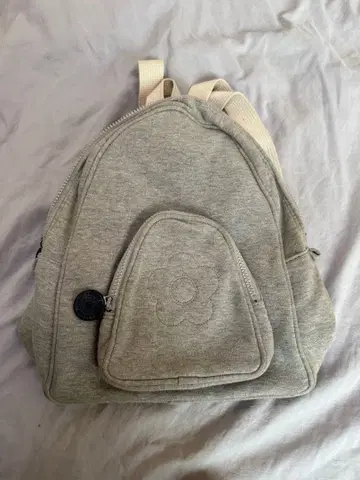 MARY QUANT 그레이 백팩