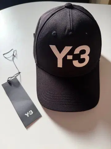 Y3 캡