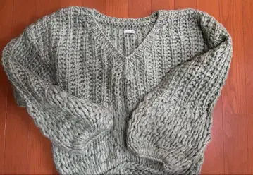 GYDA 그린 V넥 니트 긴팔