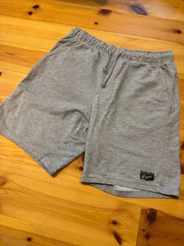 오니츠카타이거 그레이 맨투맨 숏팬츠 미사용 새상품