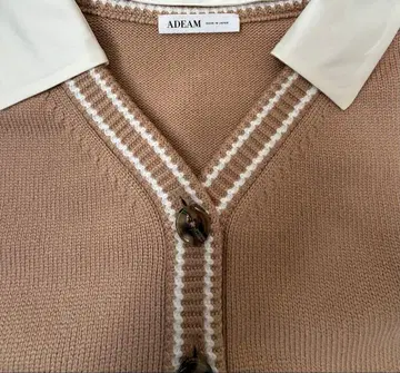 폭시 FOXEY ADEAM 브라운 베이지 화이트 카라 V넥 니트 가디건