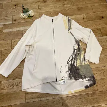 센소유니코 아라카제 자켓 새상품급