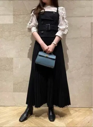 SNIDEL 트렌치 오버롤 스커트