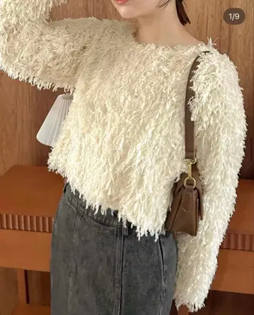 [ Alumu. ] feather fringe tops