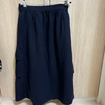 ONON 프릴 블랙 롱 스커트