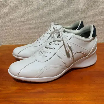 새상품급 호킨스 스포츠 화이트 스니커즈 24cm