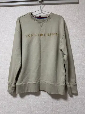 TOMMY HILFIGER 베이지 맨투맨 M 사이즈