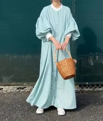 CORNERS by KR 볼륨 슬리브 스트라이프 셔츠 원피스