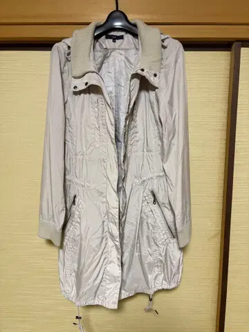 laf. 후드 부착 베이지 자켓 사이즈 3