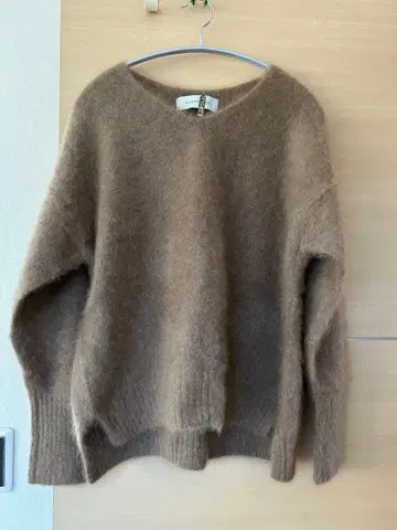 슈가 로즈 Suger Rose V넥 니트 브라운