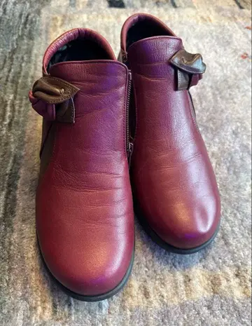 버건디 지퍼 숏부츠