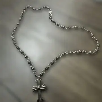 실버 크로스 모티브 목걸이