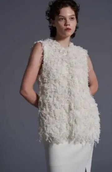 MECRE 메 루프얀 프린지 니트 베스트 화이트 택 포함 새상품