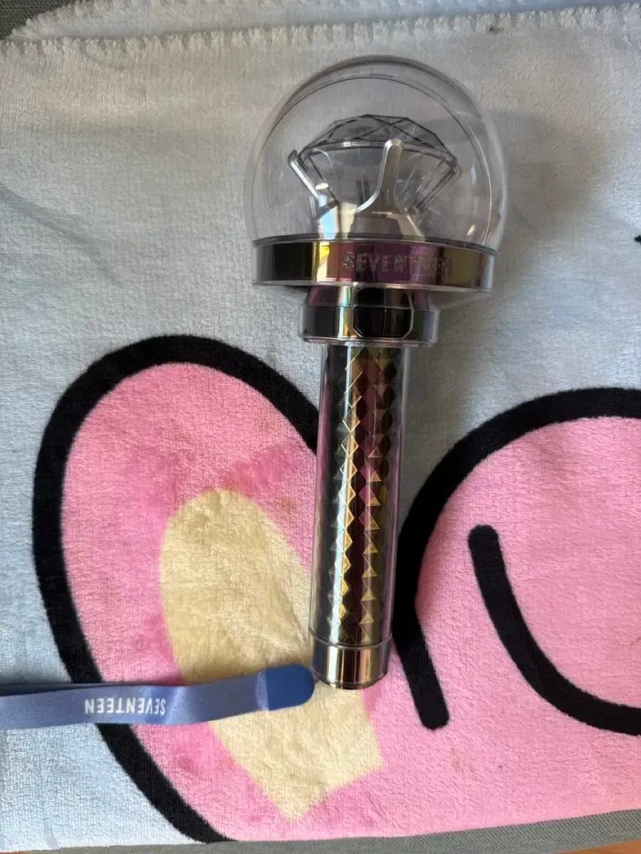 Seventeen Carat Bong Lightstick Ver.3