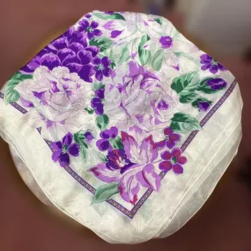 LANCETTI 란체티 꽃무늬 대형 스카프