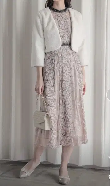 [ 택 포함 새상품 ] 도리돌 퍼 볼레로 결혼식 파티