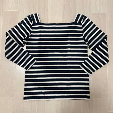 Leminor 스퀘어넥 긴팔 티셔츠