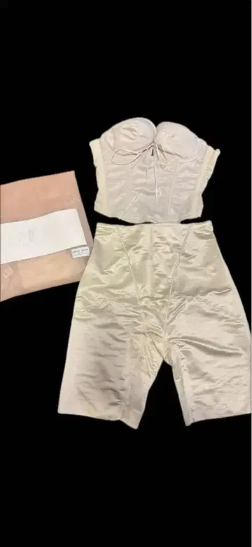 mirrormirror 브라이덜 이너 뷔스티에