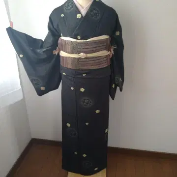 블랙 베이스 꽃무늬 코몬 기모노 실크