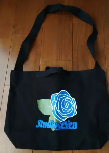 STUDIOSEVEN 사코슈