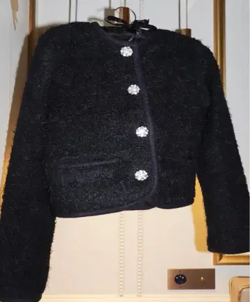 epine bijou fur jacket black