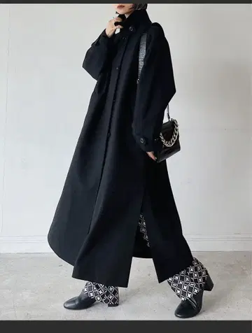 페이지 보이 롱 코트