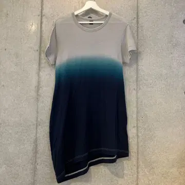 그라데이션 반팔 티셔츠