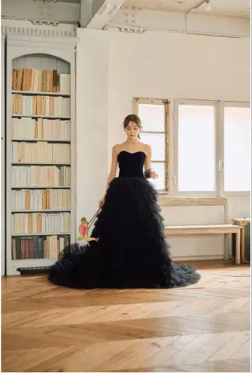 드레스 프로덕션 벨로아 튤 티어드 드레스 (W302BK) 세미 오더