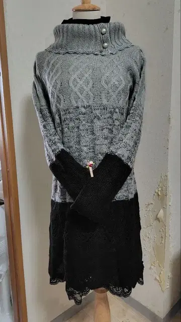 axes femme 니트 원피스와 이너 원피스 세트