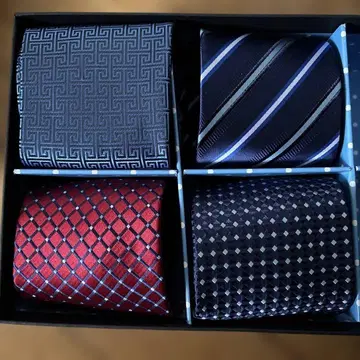 ACHARI & MANBEN 넥타이 4개 세트