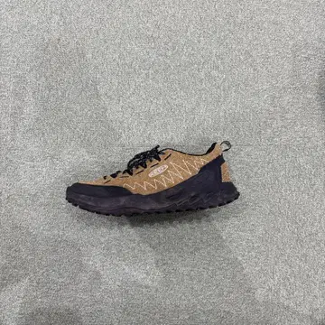 KEEN 트레일 러닝화 브라운/블랙