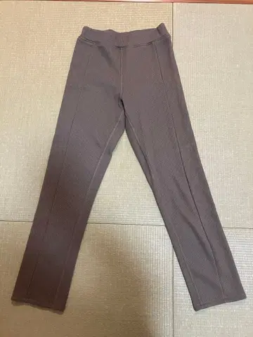 비어즐리 속기모 레깅스