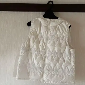 DAMA collection 후드 부착 퀼팅 베스트