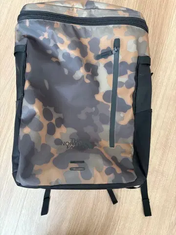 THE NORTH FACE 카모플라쥬 백팩