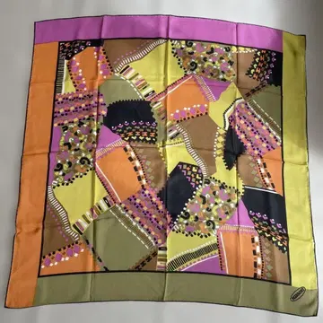 미쏘니 실크 스카프 86cm