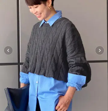 AP STUDIO 크롭 케이블 니트 스웨터 그레이